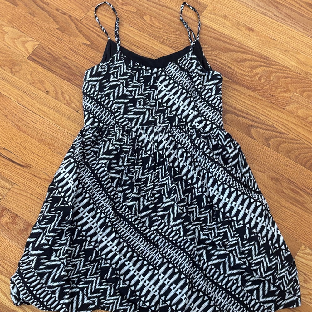 Necessary Objects Black and White Patterned Dress… - image 2